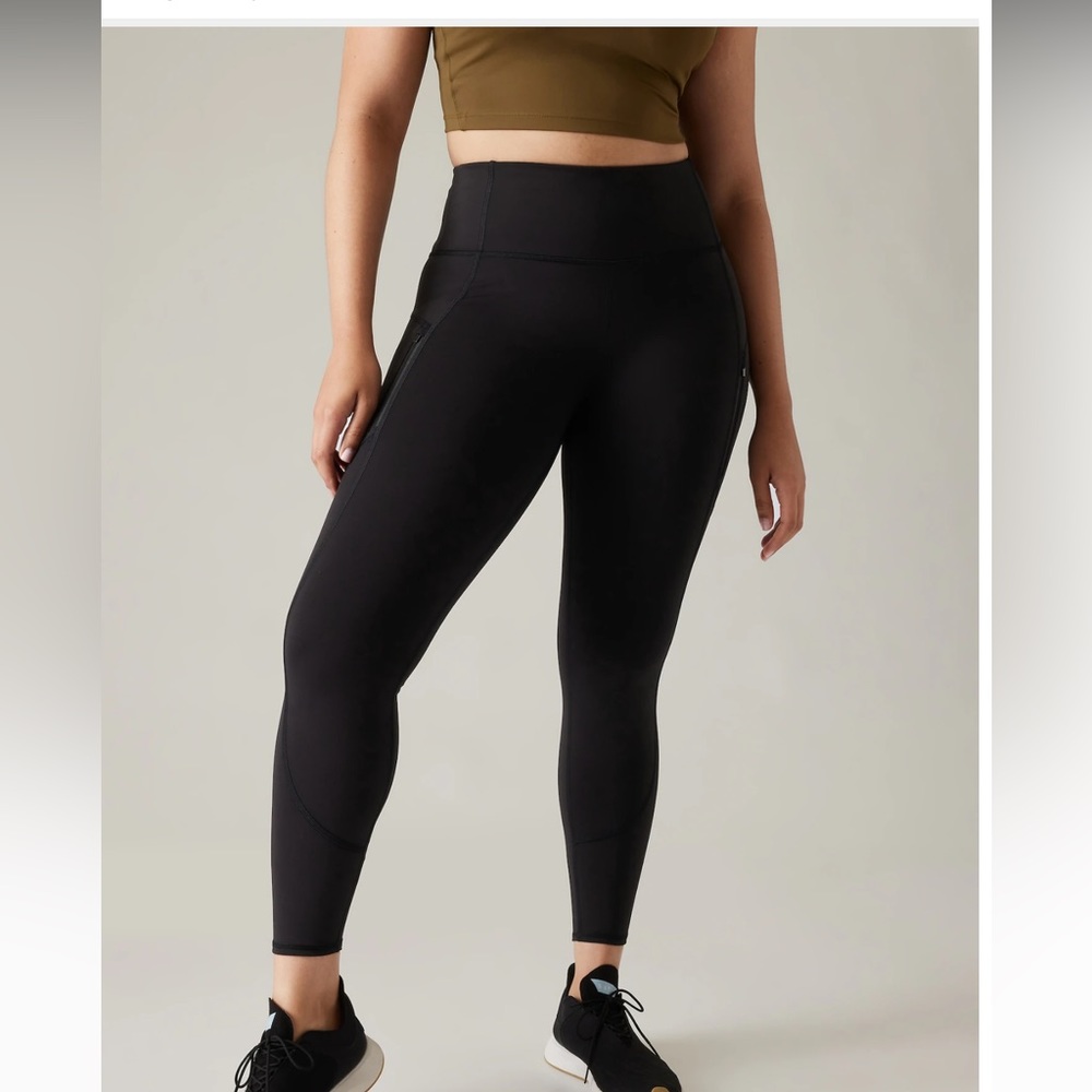 GUC ✨Athleta Rainer Tight✨